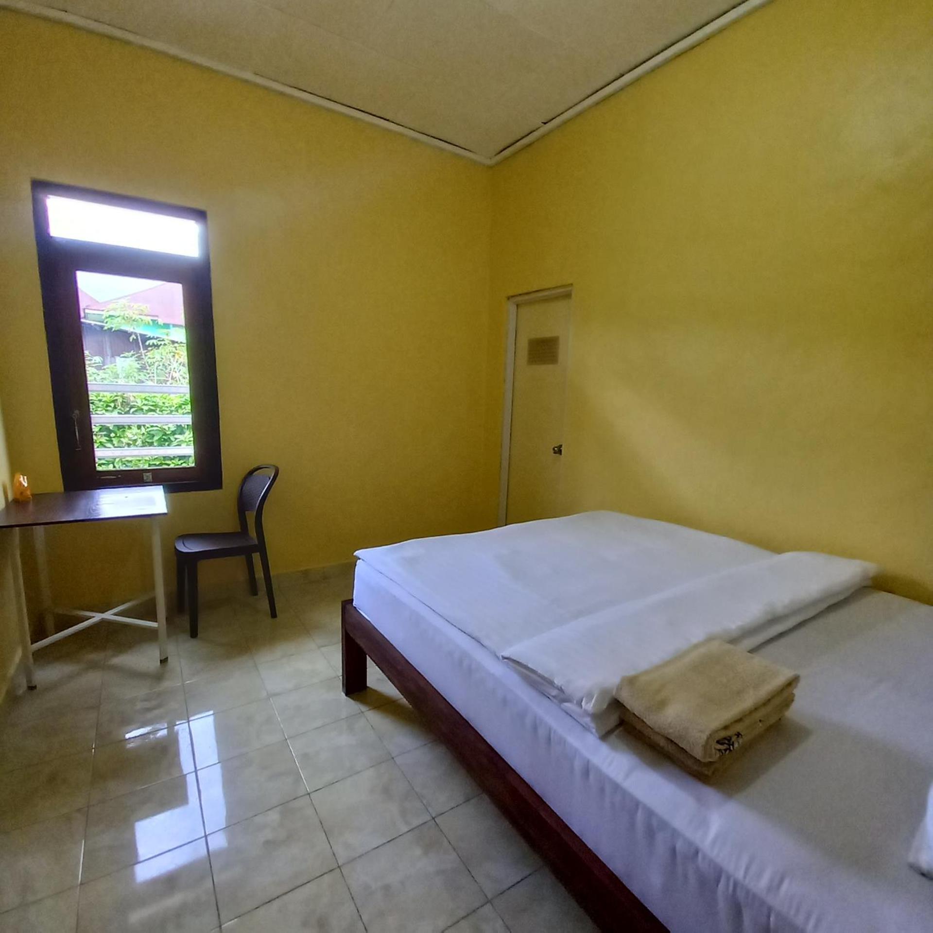 Tange Guest House Ruteng Exteriér fotografie